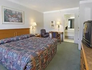 Hotel Travelodge By Wyndham North Richland Hills/dallas/ft Worth