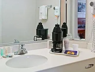 Travelodge By Wyndham North Richland Hills/dallas/ft Worth Fort Worth