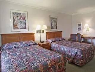 Travelodge By Wyndham North Richland Hills/dallas/ft Worth 2* Fort Worth