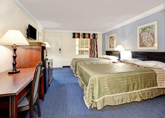 Travelodge By Wyndham North Richland Hills/dallas/ft Worth Fort Worth